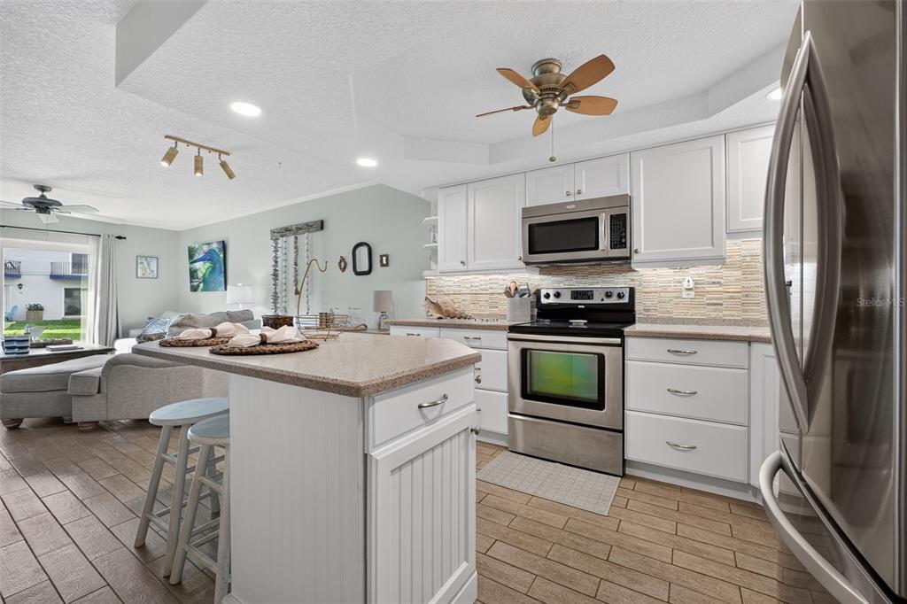 2750 OCEAN SHORE BOULEVARD UNIT 410, ORMOND BEACH, FL — photo 5 of 30