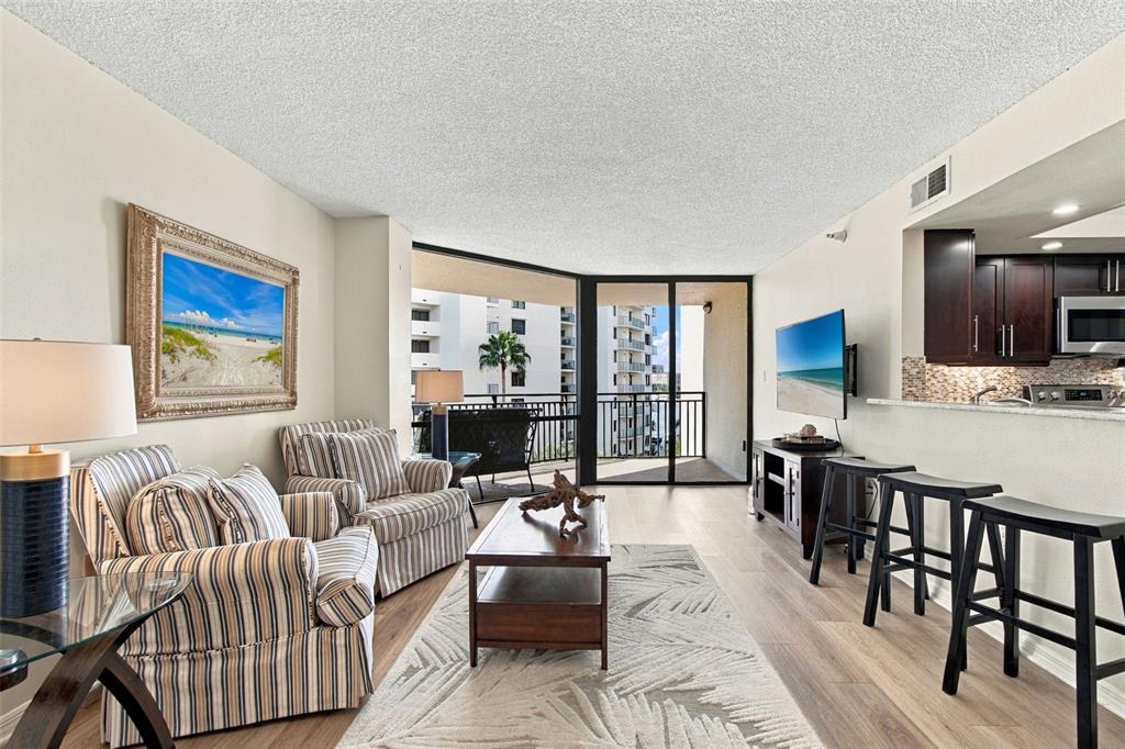 690 ISLAND WAY UNIT 511, CLEARWATER BEACH, FL — photo 5 of 30