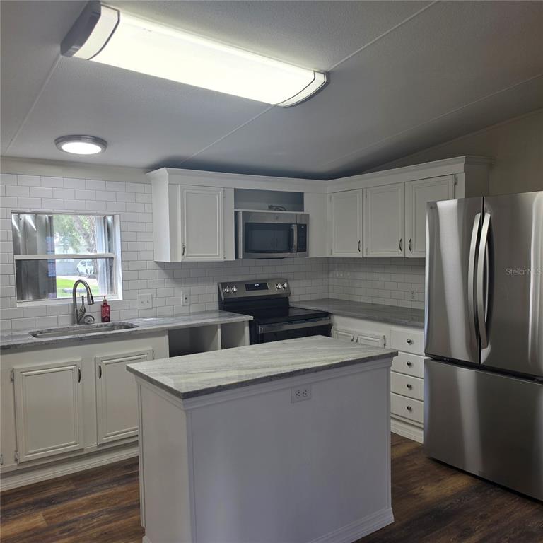 10618 GOSHAWK PLACE, RIVERVIEW, FL — photo 4 of 22