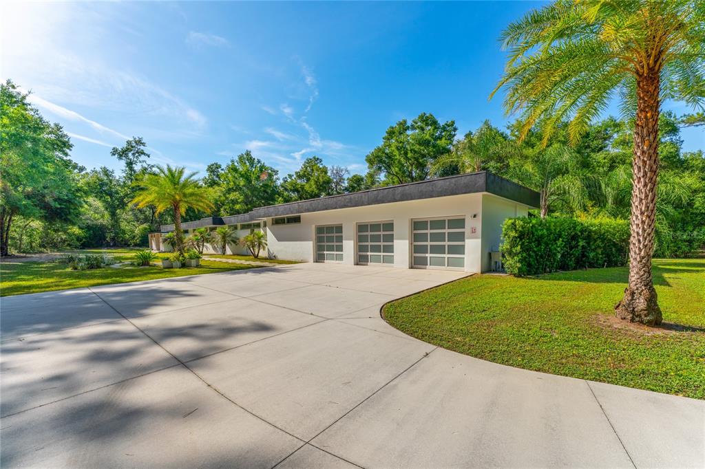 9600 E NEW HOPE COURT, FLORAL CITY, FL — photo 3 of 97