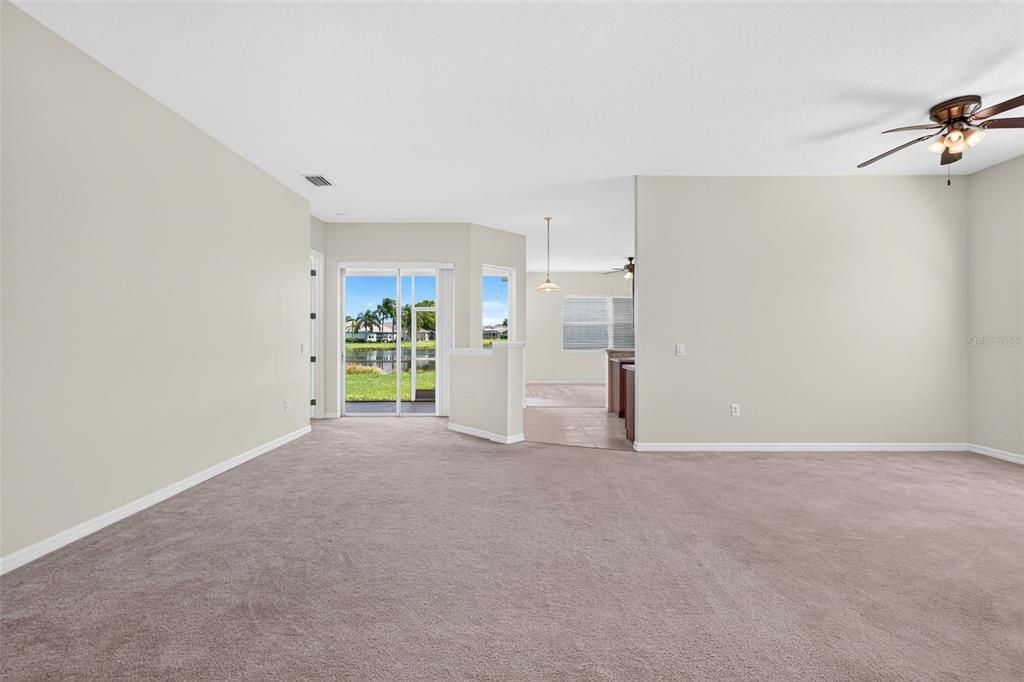 6407 67TH STREET E, BRADENTON, FL — photo 4 of 30
