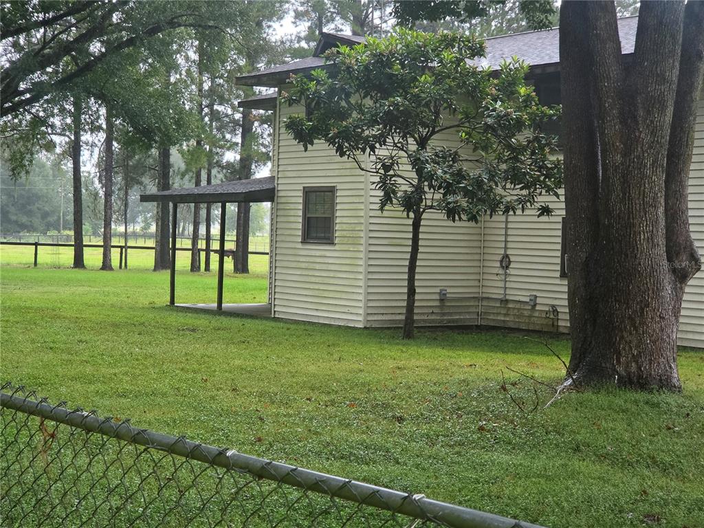 950 W HIGHWAY 316, CITRA, FL — photo 4 of 6