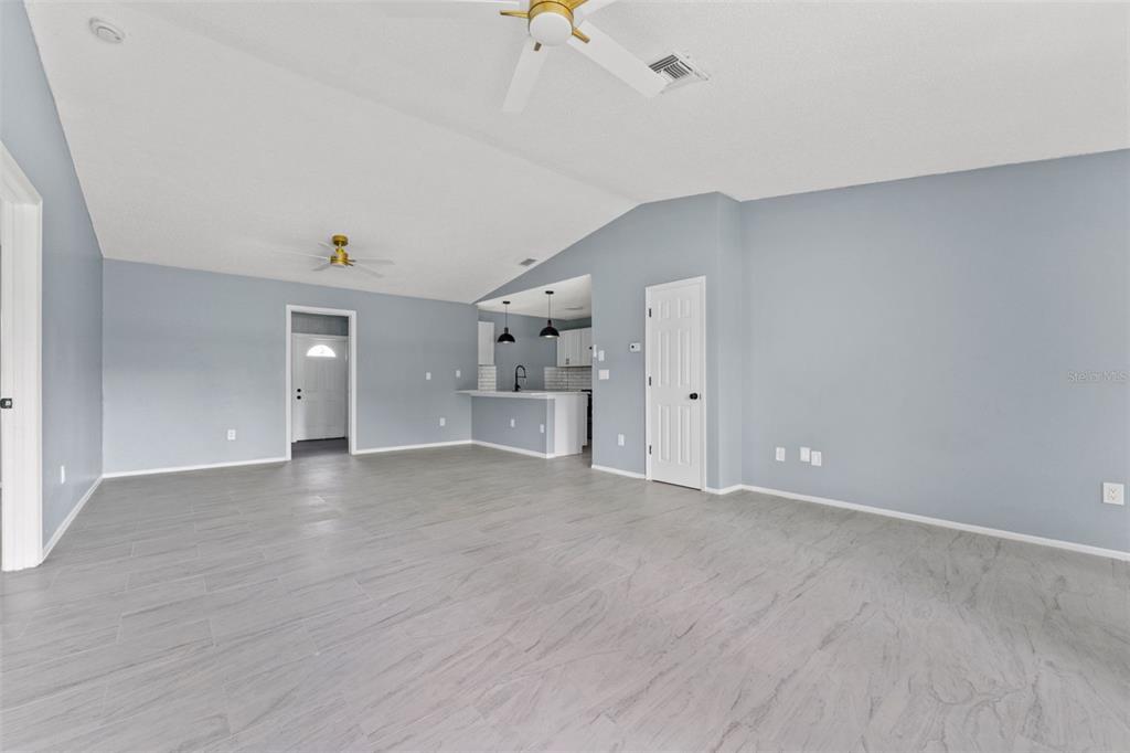 7422 BANBURY TERRACE, PORT CHARLOTTE, FL — photo 3 of 24