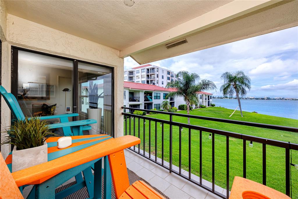 6177 SUN BOULEVARD UNIT 202, ST PETERSBURG, FL — photo 5 of 61
