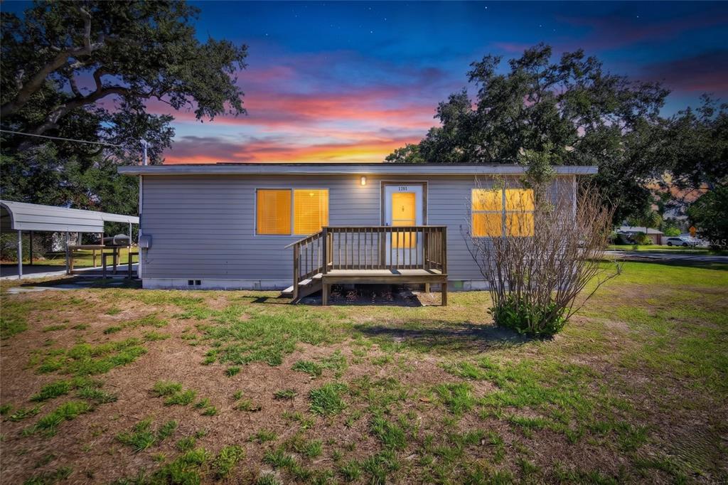 2102 COLUMBUS DRIVE