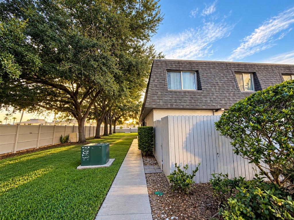 1916 S CONWAY ROAD UNIT 6