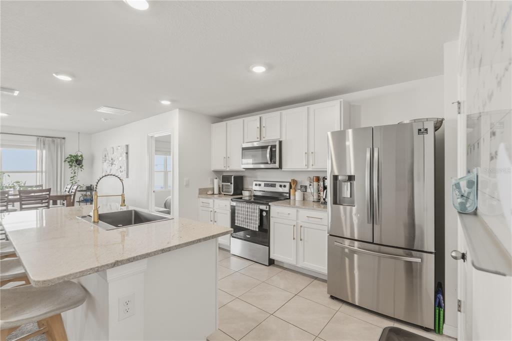 2114 NW 246TH TERRACE, NEWBERRY, FL — photo 5 of 30