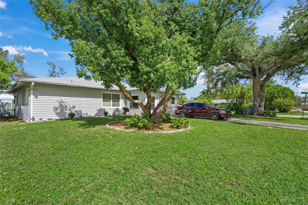 4457 BROOKSDALE DRIVE
