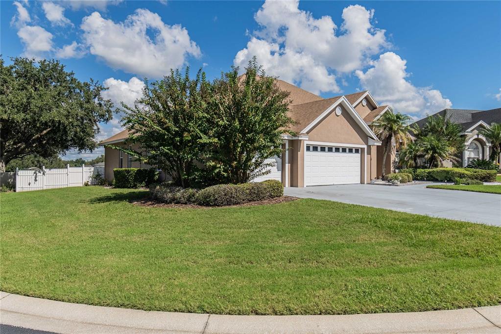6714 HARTSWORTH DRIVE, LAKELAND, FL — photo 3 of 46