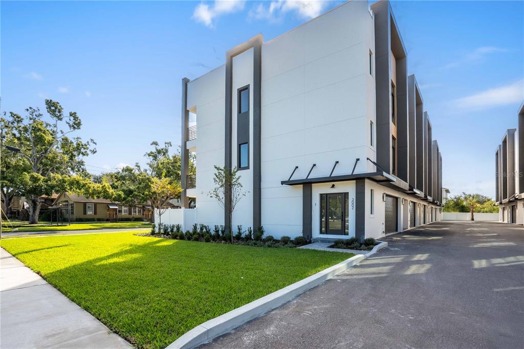 3002 W PLATT UNIT 10