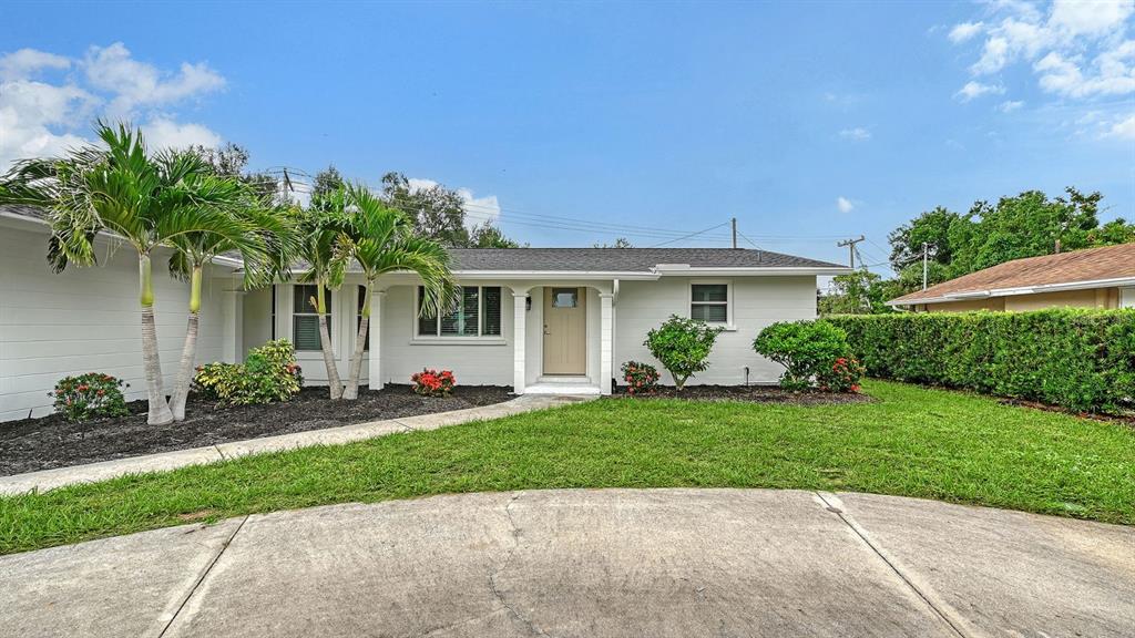 2610 REGATTA DRIVE, SARASOTA, FL — photo 3 of 30