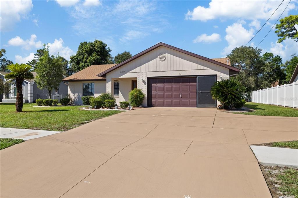 2532 LANDOVER BOULEVARD, SPRING HILL, FL — photo 2 of 42