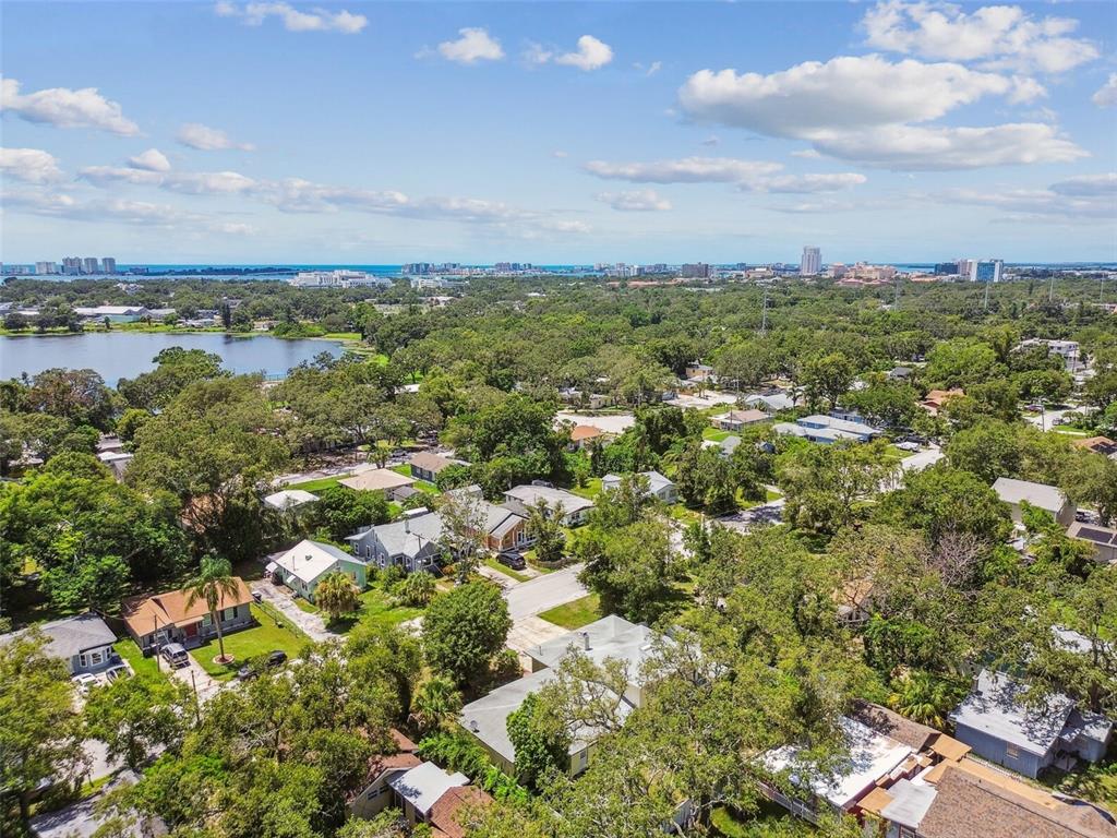 1377 S WASHINGTON AVENUE, CLEARWATER, FL — photo 2 of 29