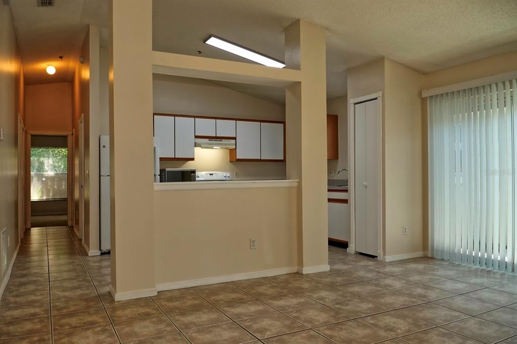 551 CARAMBOLA AVENUE, ALTAMONTE SPRINGS, FL — photo 3 of 13
