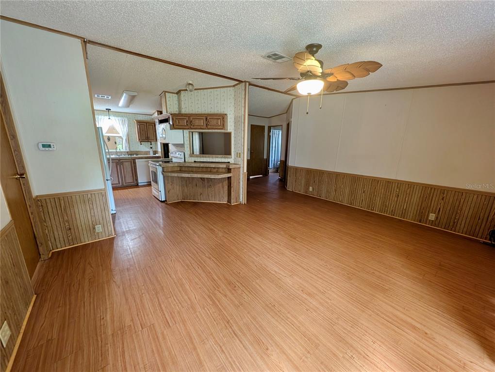 12180 NE 238TH TERRACE, SALT SPRINGS, FL — photo 2 of 29
