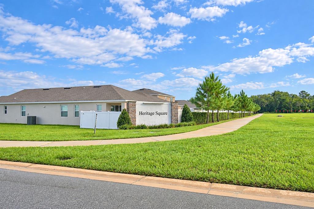 1033 HEIRLOOM DRIVE, HAINES CITY, FL — photo 5 of 30
