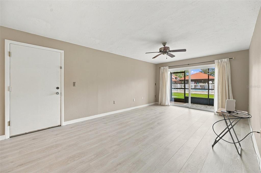 3265 BENEVA ROAD UNIT 104, SARASOTA, FL — photo 4 of 30