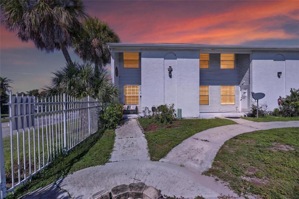 7321 JACKSON SPRINGS ROAD, TAMPA, FL — photo 2 of 30