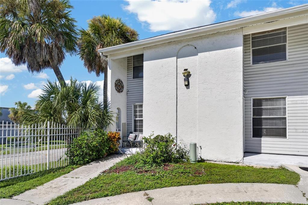 7321 JACKSON SPRINGS ROAD, TAMPA, FL — photo 3 of 30