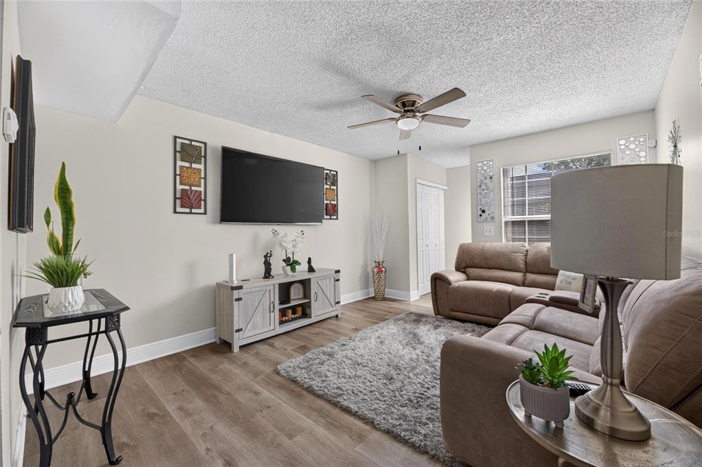 7321 JACKSON SPRINGS ROAD, TAMPA, FL — photo 4 of 30