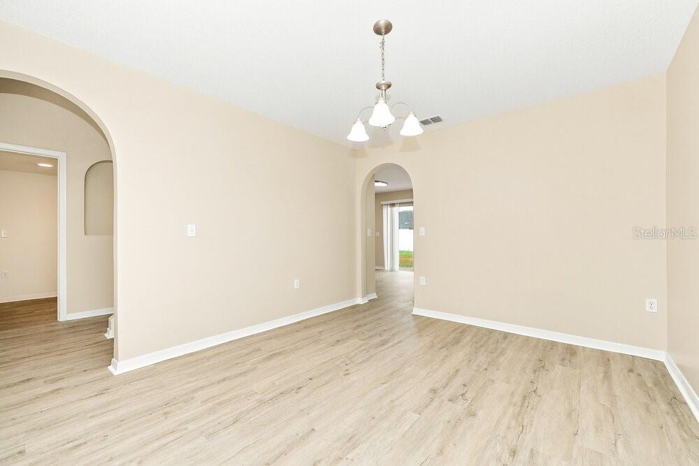 12930 BRIDLEFORD DRIVE, GIBSONTON, FL — photo 5 of 17