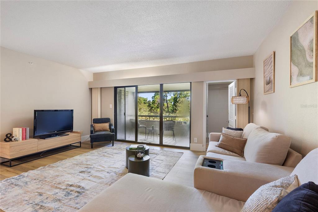 36750 US HIGHWAY 19  N #20-307 UNIT 307, PALM HARBOR, FL — photo 4 of 46