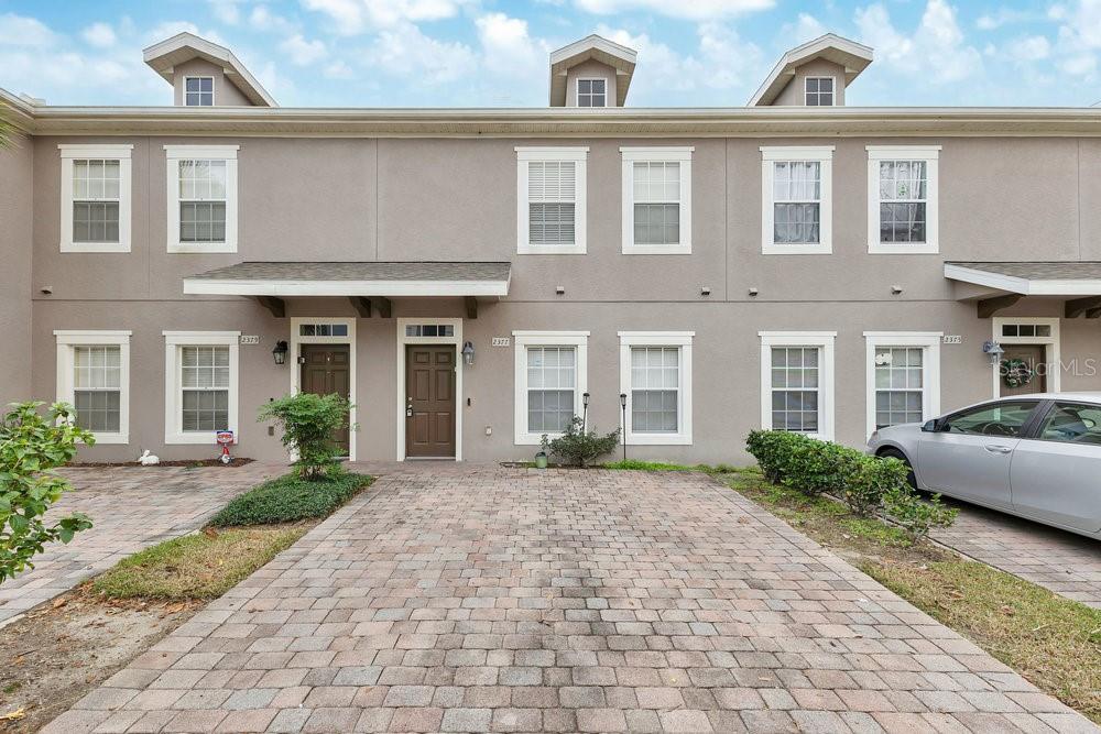 2377 CARAVELLE CIRCLE