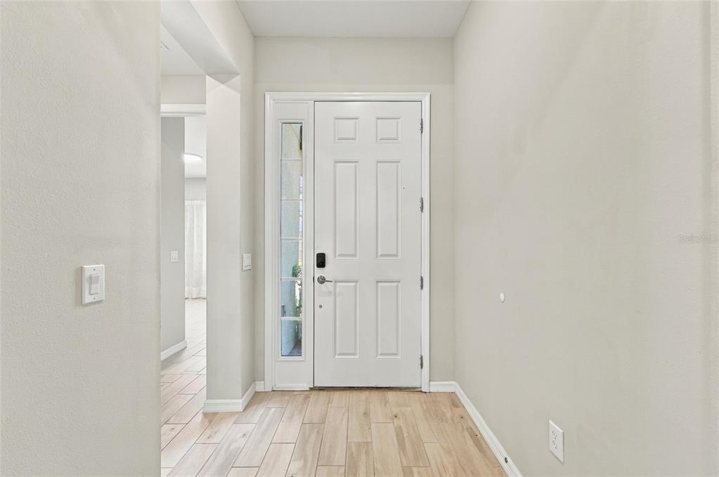 1801 GOBLET COVE STREET, KISSIMMEE, FL — photo 4 of 30