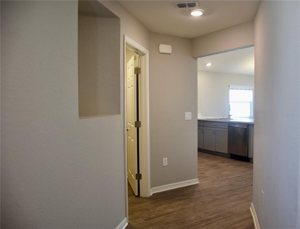 372 CASCARA LANE, AUBURNDALE, FL — photo 5 of 40