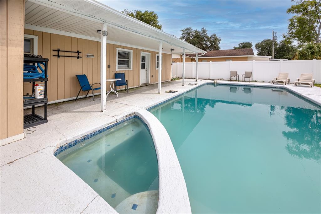 4624 WISTERIA DRIVE, ZEPHYRHILLS, FL — photo 2 of 45
