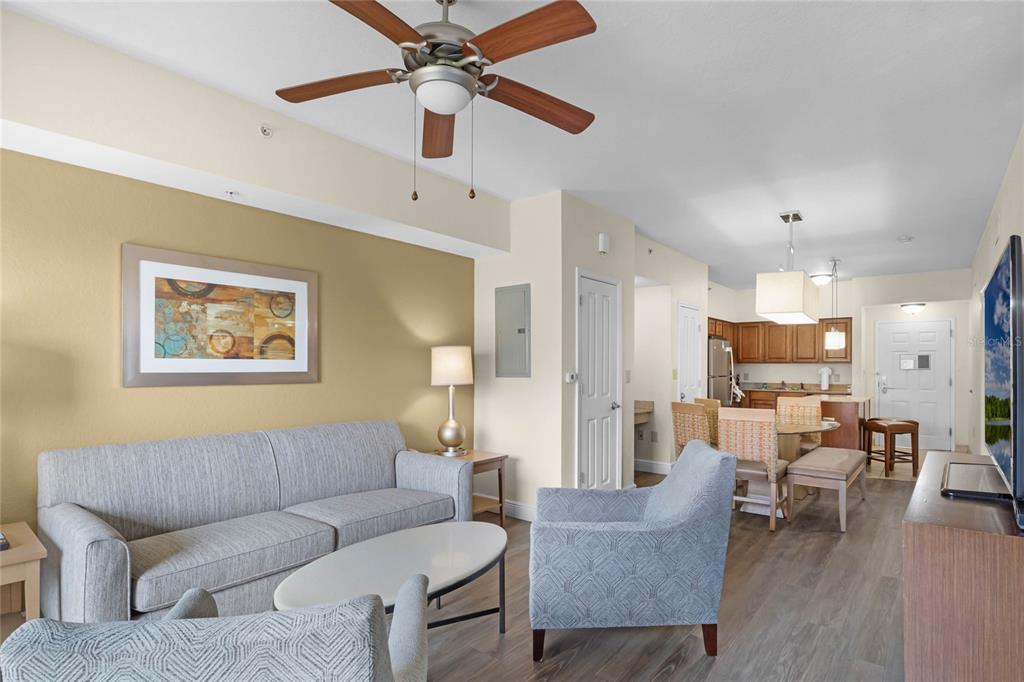 12538 FLORIDAYS RESORT DRIVE UNIT 604C, ORLANDO, FL — photo 4 of 27