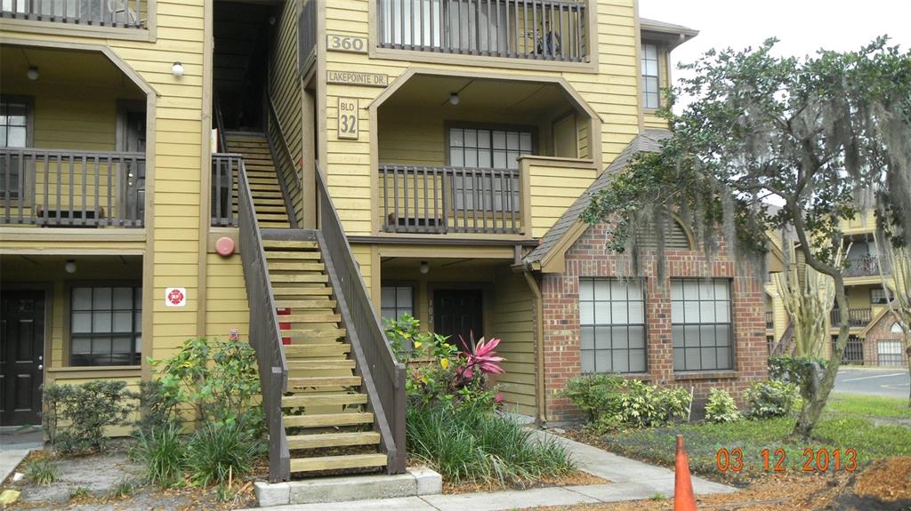 360 LAKEPOINTE DRIVE UNIT 202