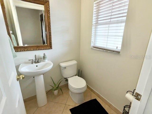 2438 HASSONITE STREET, KISSIMMEE, FL — photo 4 of 25
