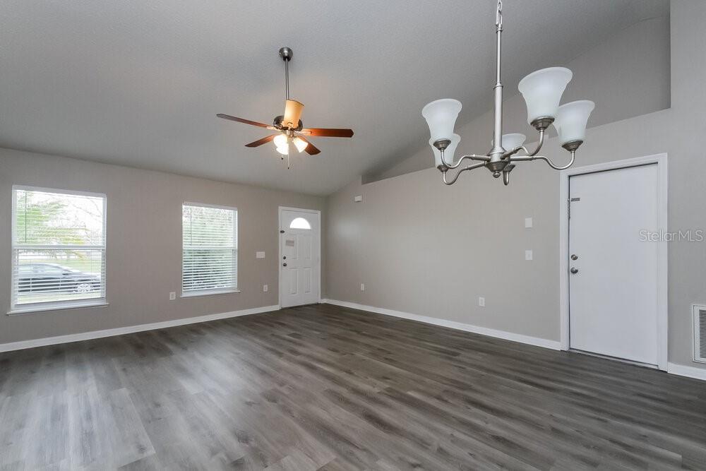 2790 WOODLAND CREEK LOOP, KISSIMMEE, FL — photo 4 of 15