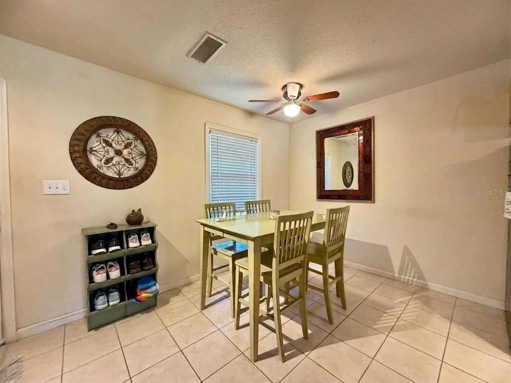 4744 SNOOK DRIVE SE, ST PETERSBURG, FL — photo 4 of 30