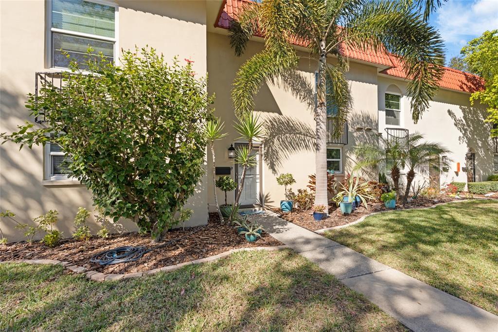 2700 BAYSHORE BOULEVARD UNIT 560