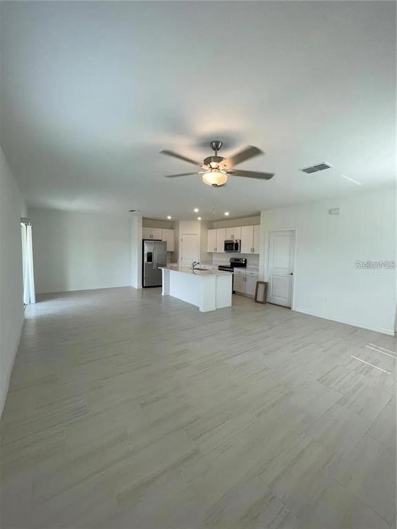 11531 RADIANT SHORE LOOP, SAN ANTONIO, FL — photo 3 of 17