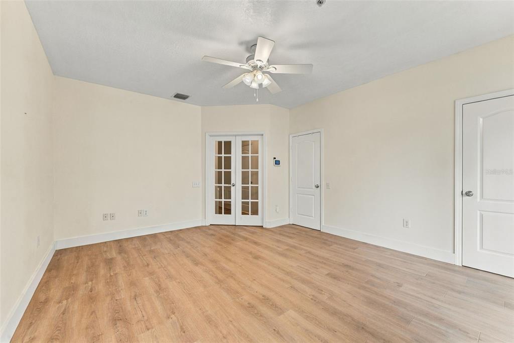 3121 BAYSHORE OAKS DRIVE, TAMPA, FL — photo 4 of 27