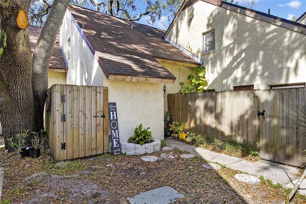 5601 ASHLEY OAKS DRIVE UNIT 6