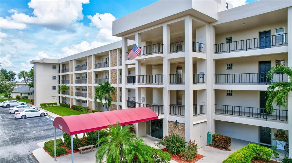 7461 W COUNTRY CLUB DRIVE N UNIT 408, SARASOTA, FL — photo 4 of 30