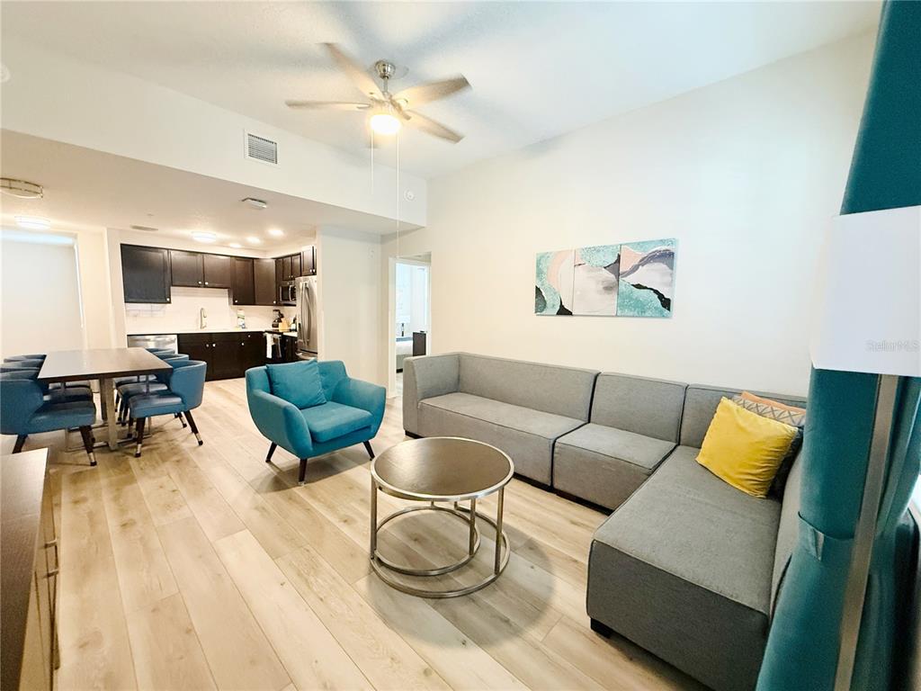 4012 BREAKVIEW DRIVE UNIT B401, ORLANDO, FL — photo 4 of 30