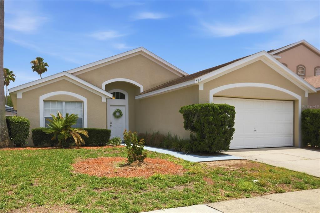 562 BAILEY CIRCLE