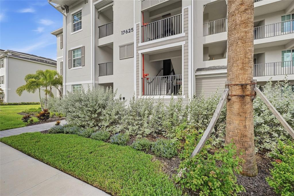17625 OPAL SAND DRIVE UNIT 304, VENICE, FL — photo 2 of 30