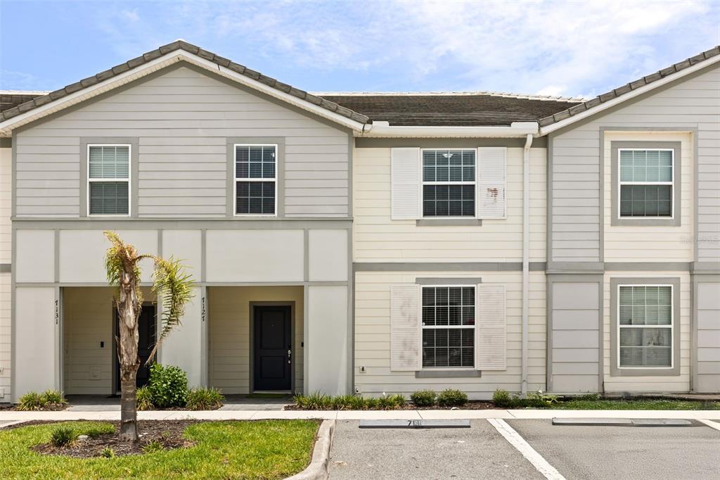 7127 OAKMOSS LOOP