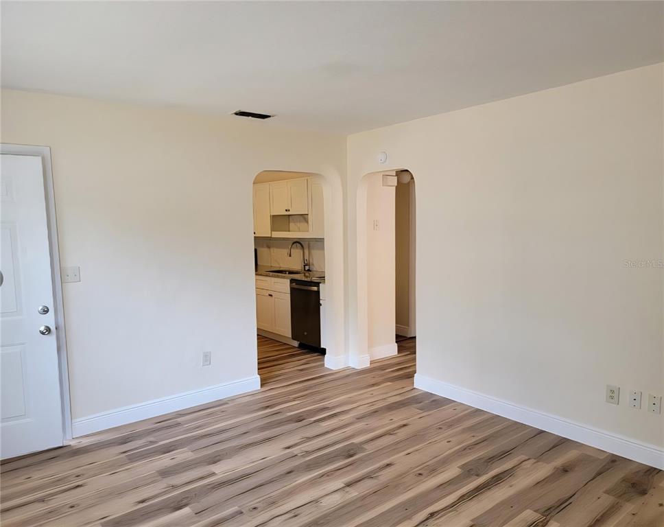540 S CLAYTON AVENUE, LAKELAND, FL — photo 3 of 19