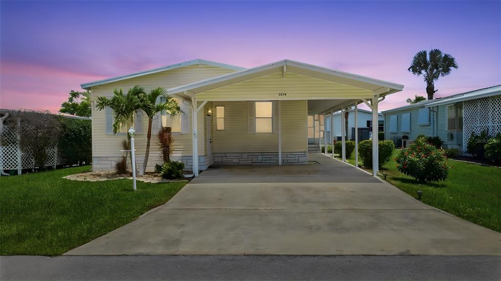 5374 HAMMERSTONE COURT UNIT M11