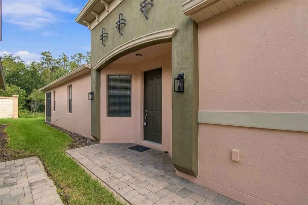 884 GRAND CANAL DRIVE, KISSIMMEE, FL — photo 3 of 30