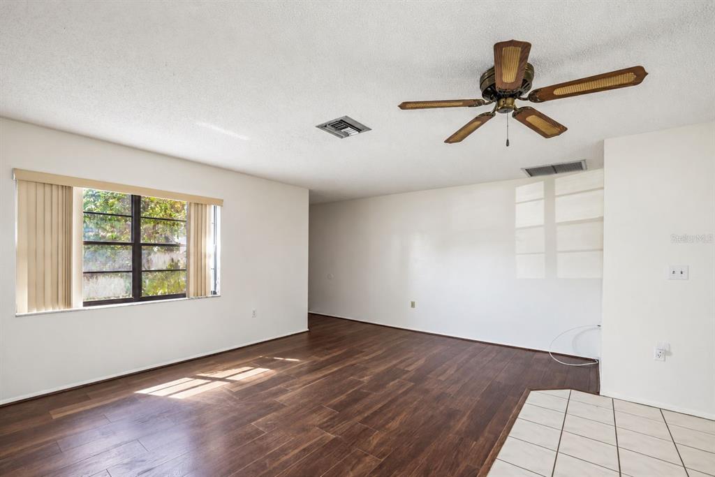 10970 PEPPERTREE LANE, PORT RICHEY, FL — photo 2 of 42