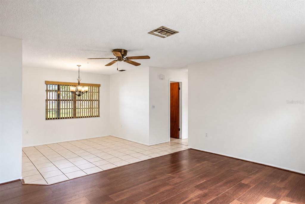 10970 PEPPERTREE LANE, PORT RICHEY, FL — photo 4 of 42