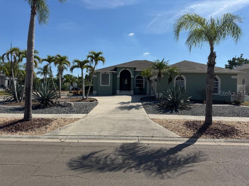 802 BUNKER VIEW DRIVE